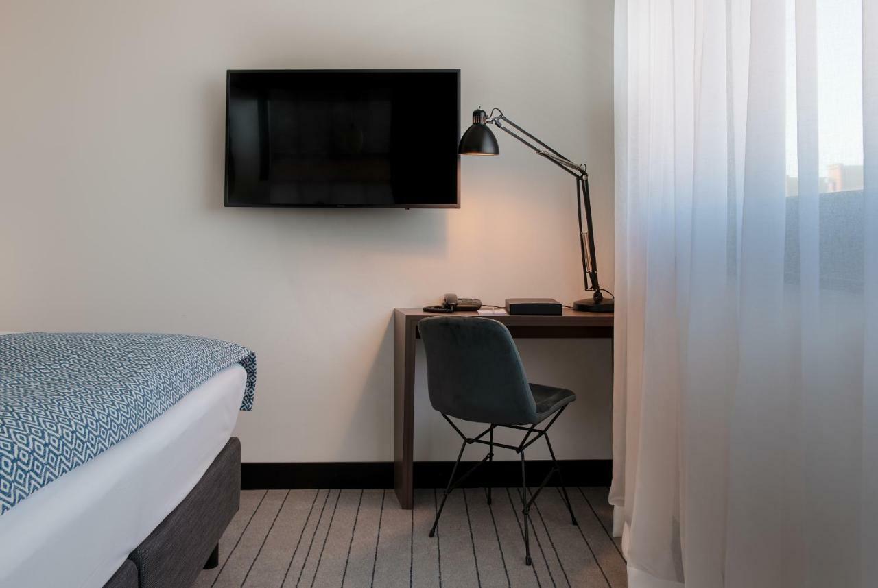 Pierdrei Hotel Hafencity Hamburg Ngoại thất bức ảnh